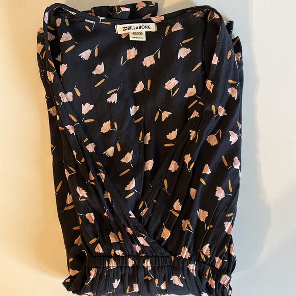 Billabong dress - Picture 6 of 6